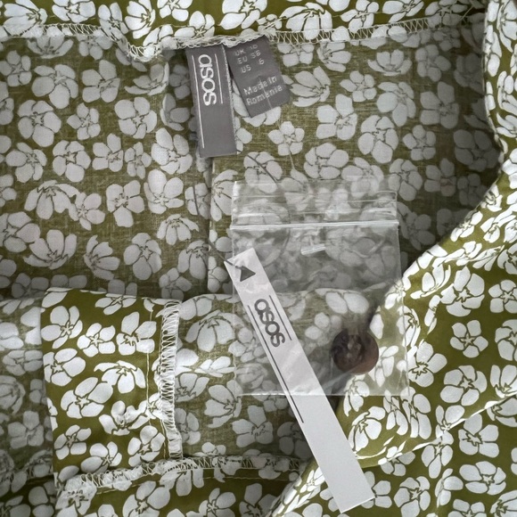 ASOS high rise button up flower long flowy maxi skirt. Front slit. - Picture 5 of 6